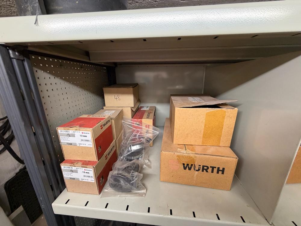 Scorri 8